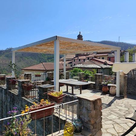 Monolocale Per Coppia Apartment Carrodano Inferiore Luaran gambar