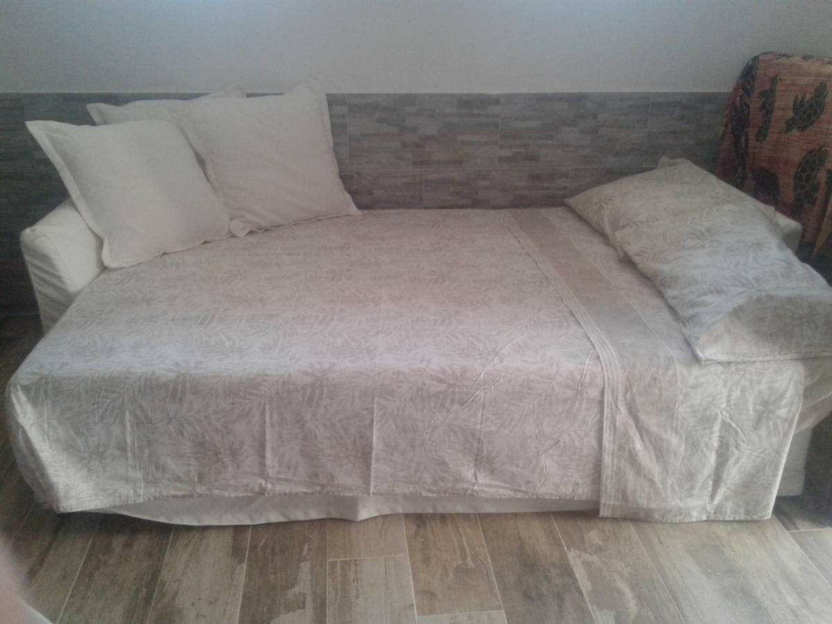 Monolocale Per Coppia Apartment Carrodano Inferiore Luaran gambar